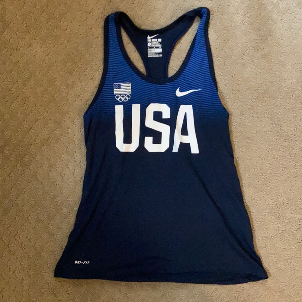 nike tank